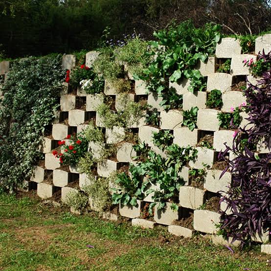 Earthform Garden & Retaining Blocks - Image 5