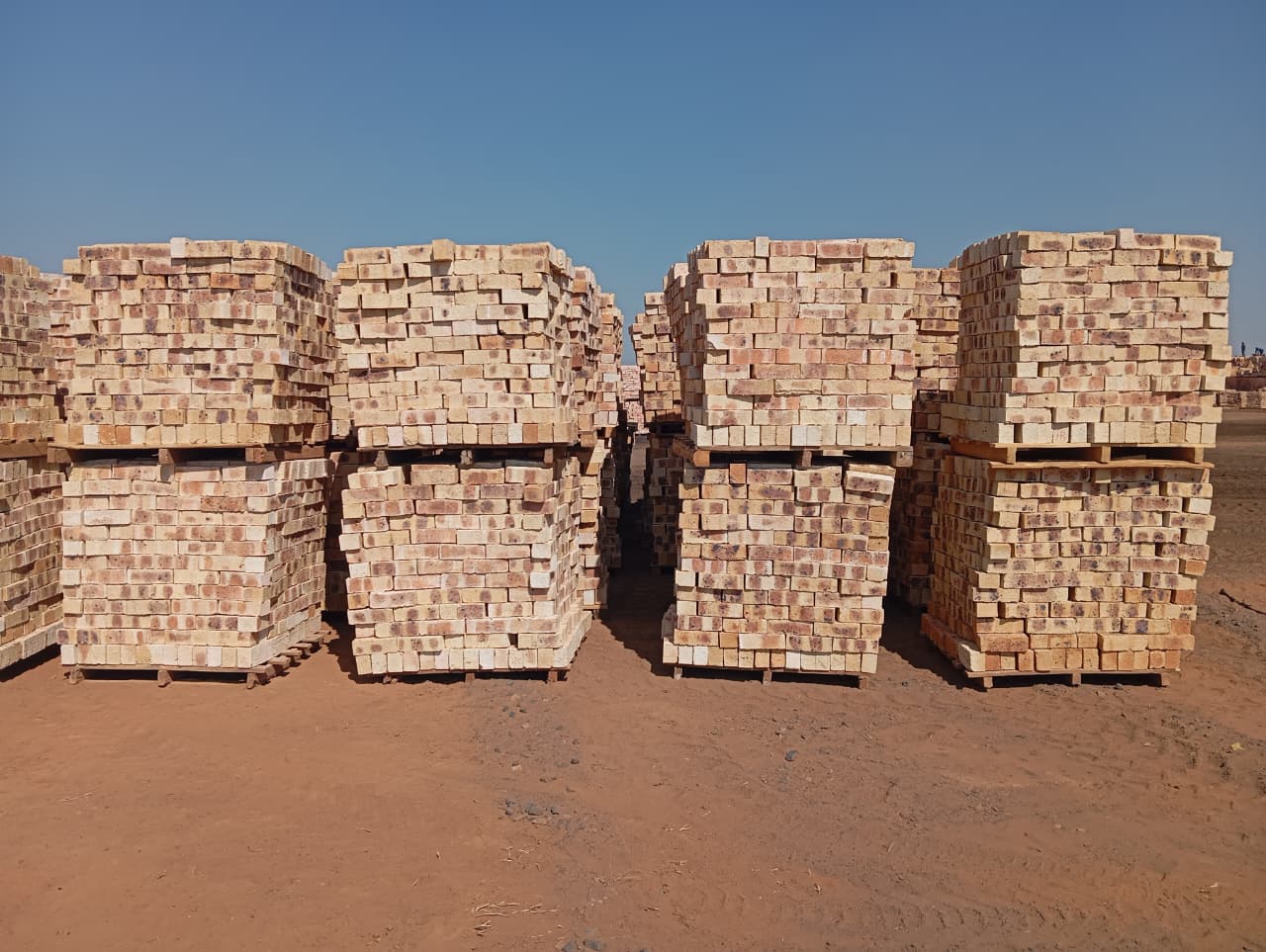 Honeyglow Travertine FBA Semi-Face Bricks - Image 6